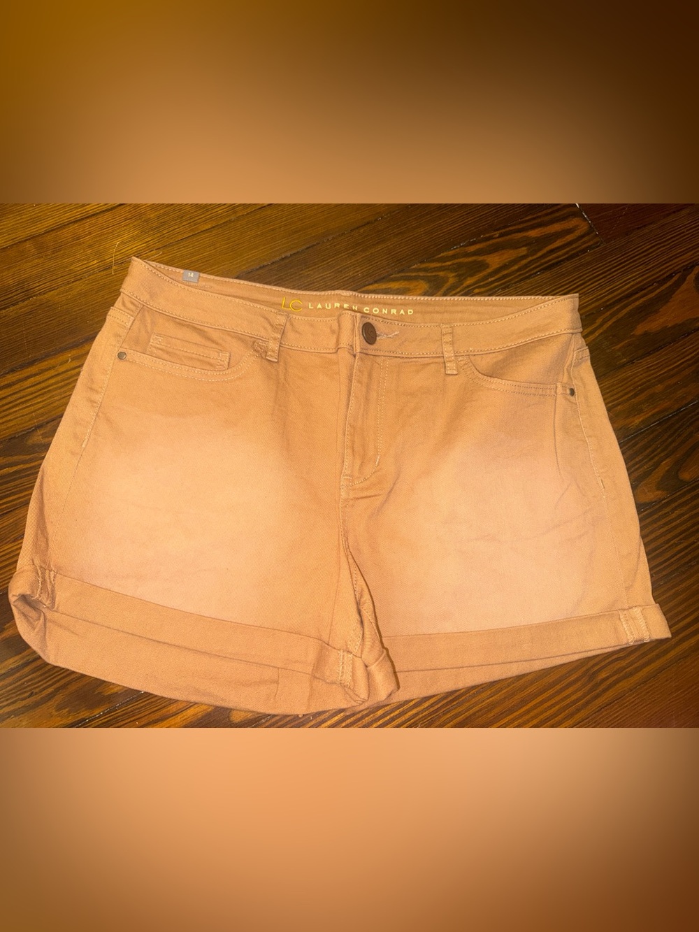 LC Lauren Conrad Women’s Tan Cuffed Chino Shorts Size 14